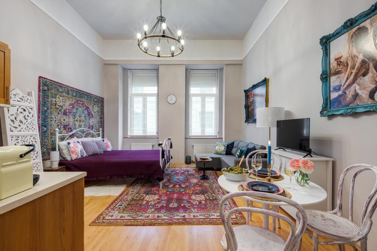 Bohemian Studio In The City Centre Budapest Exterior photo